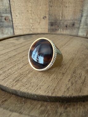 Vintage inspired Michael Kors Gold Tone & Tortoise Cocktail Ring